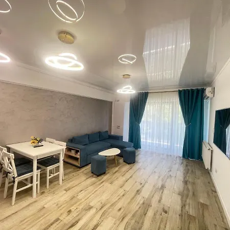 Blue Mirage Luxury דירה
