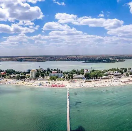 Blue Mirage Luxury Mamaia